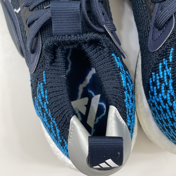 Trae Young 2 Basketball Shoe - New in Box! - Picture 5 of 8